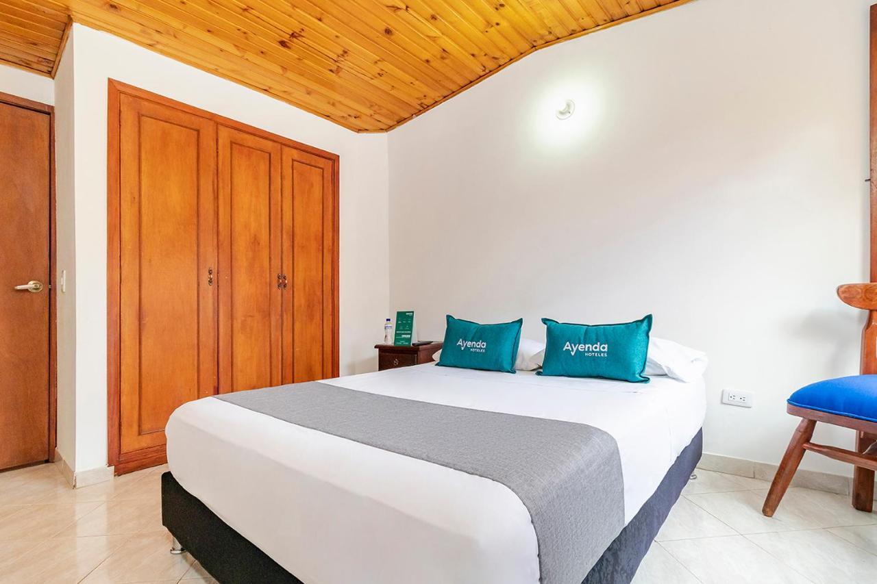 Ayenda Hotel Casona Santa Rosa Chía Buitenkant foto