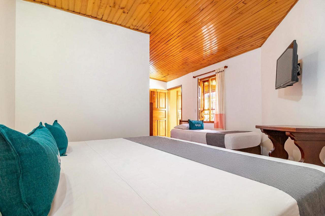Ayenda Hotel Casona Santa Rosa Chía Buitenkant foto