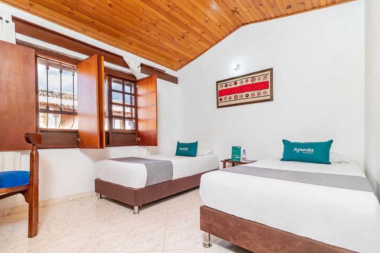Ayenda Hotel Casona Santa Rosa Chía Buitenkant foto